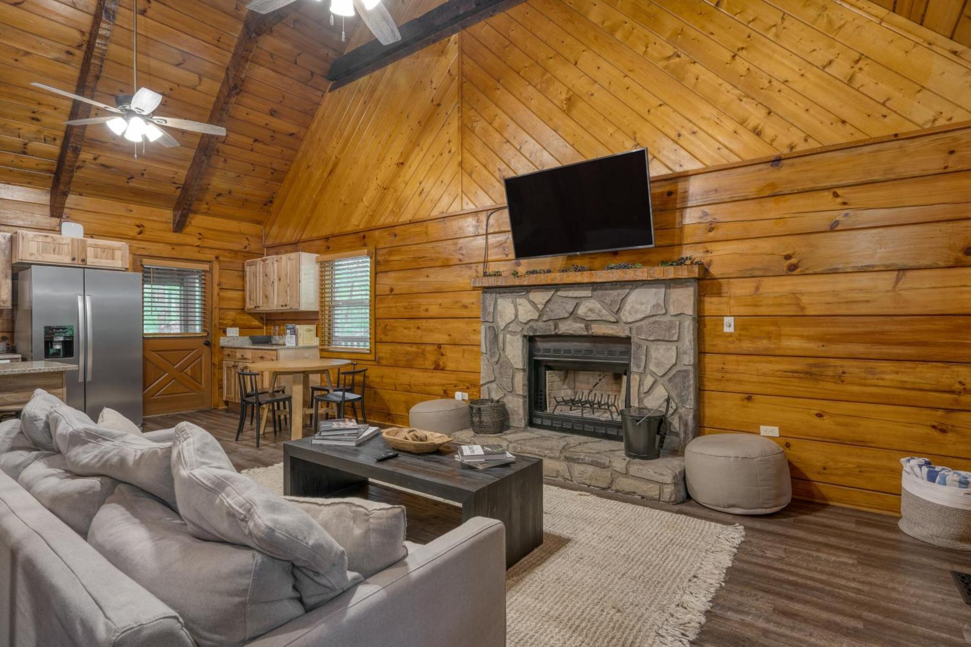 Dudley I By Avantstay Cosy Cabin W Hot Tub Incredible Views Pigeon Forge Exterior photo